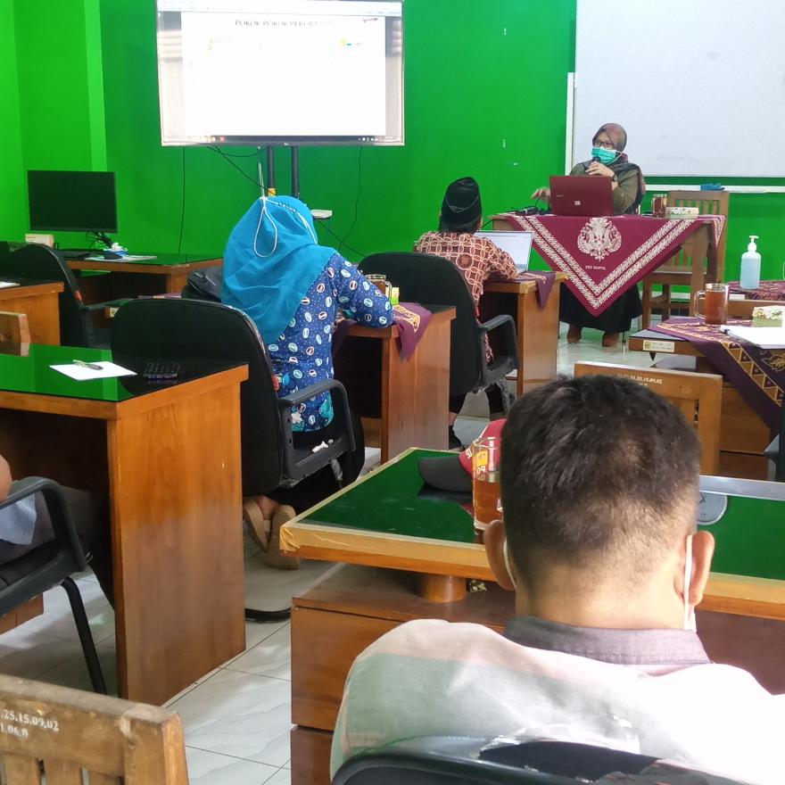 Monitoring kegiatan Pembangunan dari Bag. Adpemdes Kabupaten Bantul